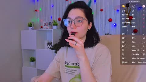 Snapshot of ahgel_love chatting on 12.25.24 Luna MondayTuesdayThursday1am-7am GMTSaturdaySunday 8am-3pm GMT online show from 12.25.24