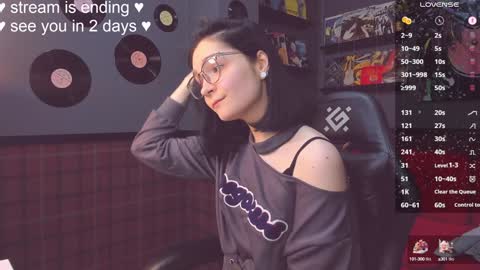 Snapshot of ahgel_love chatting on 12.31.24 Luna MondayTuesdayThursday1am-7am GMTSaturdaySunday 8am-3pm GMT online show from 12.31.24