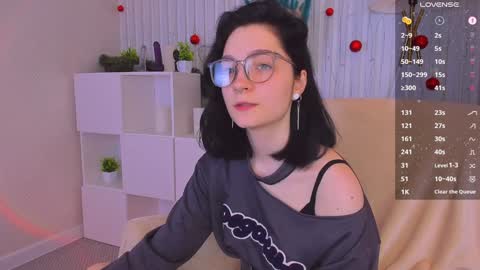 Snapshot of ahgel_love chatting on 01.05.25 Luna MondayTuesdayThursday1am-7am GMTSaturdaySunday 8am-3pm GMT online show from 01.05.25