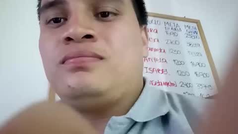 Snapshot of ahntony__69 chatting on 10.16.25 ahntony  69 online show from 10.16.25