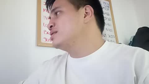 Snapshot of ahntony__69 chatting on 10.21.25 ahntony  69 online show from 10.21.25