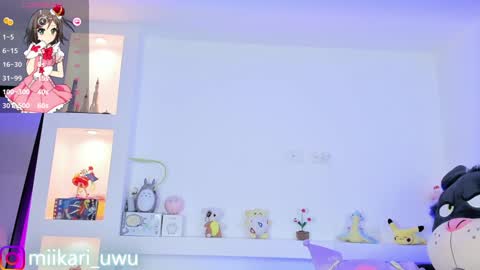 Snapshot of ahri_elderwood chatting on 01.25.25 Ahri help me get to 100 online show from 01.25.25