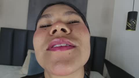AHSLY online show from 04.26.26