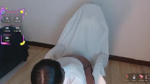 Ahvi Ebony online show from 02.01.26