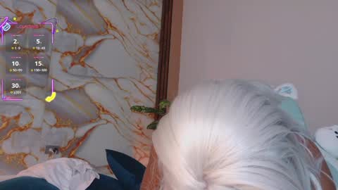 Ahvi Ebony online show from 05.11.26
