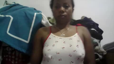 Snapshot of aicha_boobs chatting on 03.19.26 Aicha boobs online show from 03.19.26