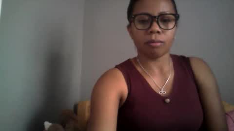 Snapshot of aicha_boobs chatting on 04.20.26 Aicha boobs online show from 04.20.26