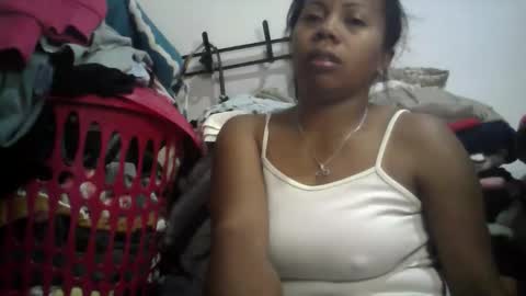 Snapshot of aicha_boobs chatting on 04.23.26 Aicha boobs online show from 04.23.26