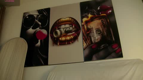 Aida  online show from 09.22.25