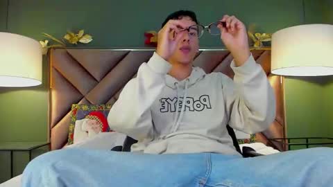 aiden_royce online show from 12.04.25