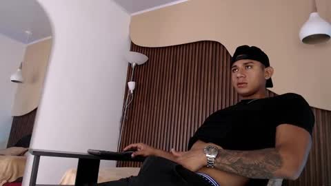 Snapshot of aiden_steel chatting on 09.24.25 Aiden online show from 09.24.25