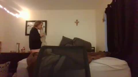 aidenisdunn online show from 04.12.26