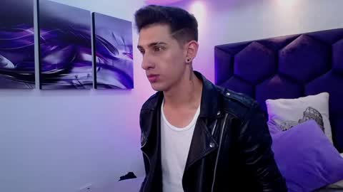 AIDEN  online show from 09.22.25