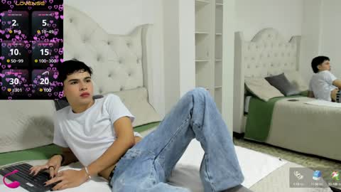 Aiden  online show from 02.05.25