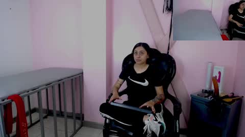  Aiko   Samantha  online show from 09.08.25