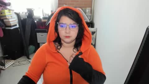 Snapshot of aikadreams chatting on 10.01.25 Catalina online show from 10.01.25