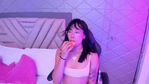 AikoLee online show from 09.29.25