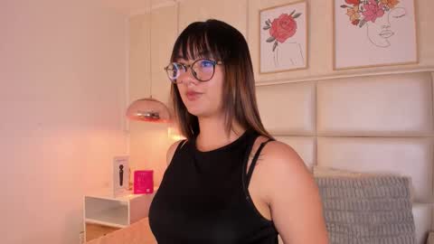 Aily Yozuko online show from 02.03.26