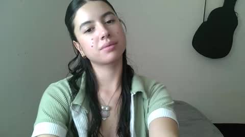 J  online show from 04.10.26