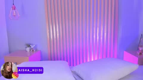 Aisha online show from 09.22.25