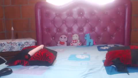 aisha koswell3 online show from 02.04.25