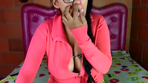 aisha koswell3 online show from 10.09.25