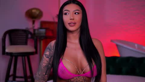 Maddy online show from 11.25.25