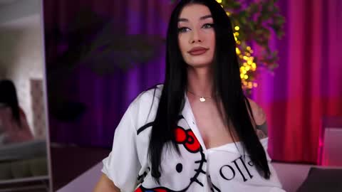 Lora online show from 01.22.25