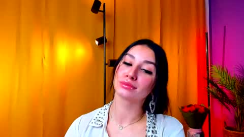 Lora online show from 02.28.25