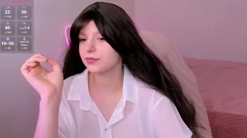 Aisha online show from 10.04.25