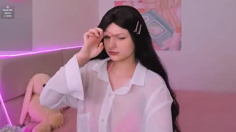 Aisha online show from 11.11.25