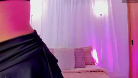 Aisha online show from 06.30.26