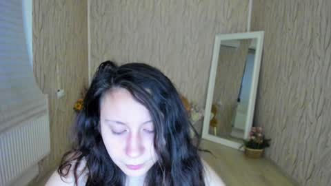 Aisha online show from 01.03.25