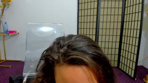 Aisha online show from 03.30.26