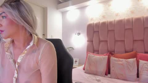 aisha online show from 10.08.25