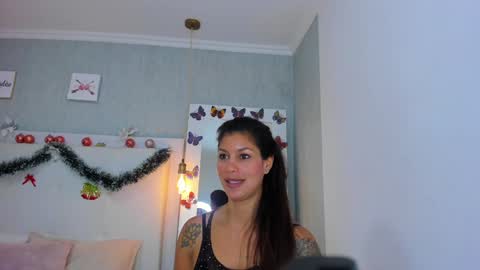 aishawild online show from 12.27.24