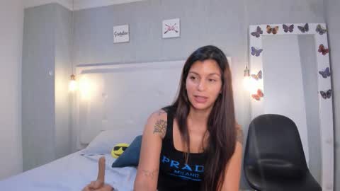 aishawild online show from 09.10.25