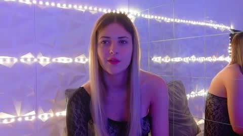 Aisha online show from 10.21.25