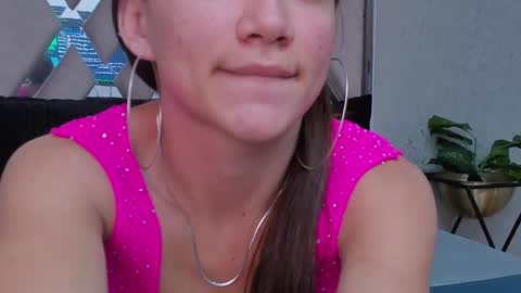 little aitana  online show from 01.18.25