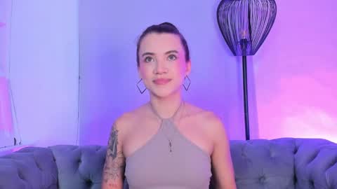 little aitana  online show from 10.08.25