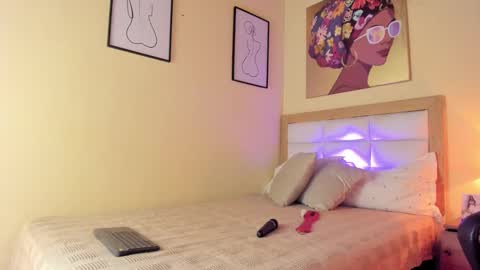 Snapshot of aitana_brown chatting on 01.18.25 Aitana Brown online show from 01.18.25