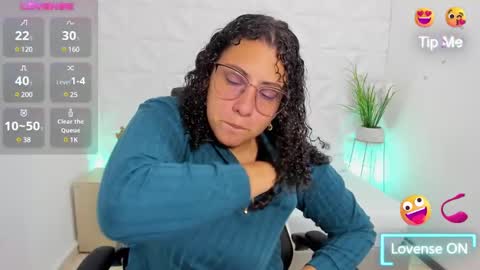 Snapshot of aixa_15 chatting on 02.22.25 Aixa Burgos online show from 02.22.25