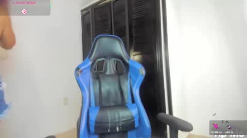 Aixa Burgos online show from 09.19.25