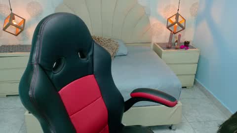 AIXA online show from 04.07.26