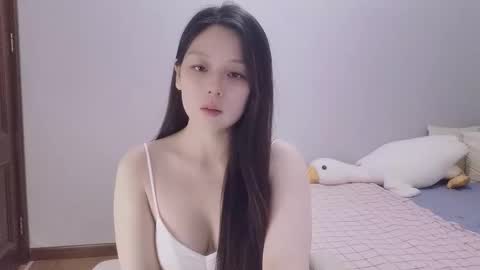  Aiyami online show from 02.14.25