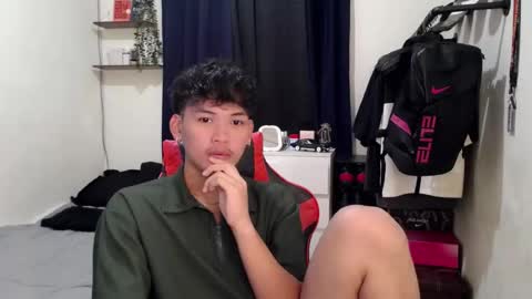 Snapshot of aj_daksxx chatting on 08.04.26 aj_daksxx online show from 08.04.26