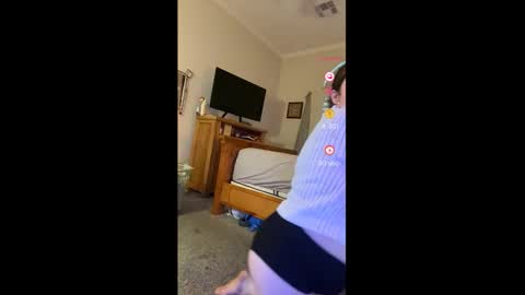 ajsquirts online show from 10.31.25