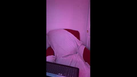 ajsquirts online show from 11.03.25