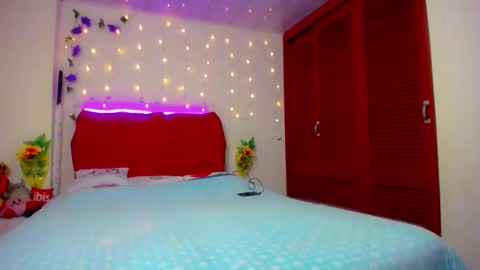 Akai Kraz  online show from 12.18.25