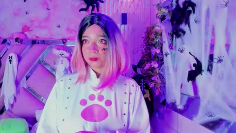 Snapshot of akane_hikari_ chatting on 10.26.25 akane hikari online show from 10.26.25